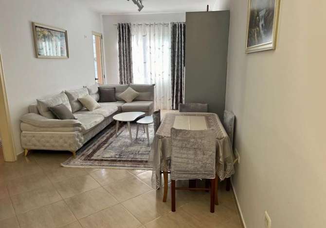 Shtepi me qera 2+1 ne Tirane - 450 Euro