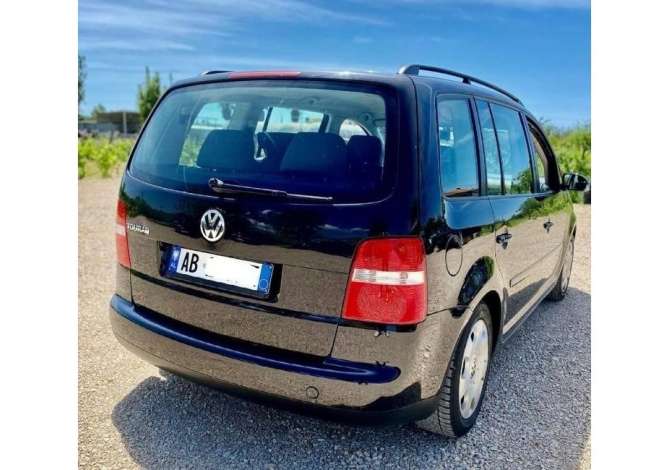 rent a car in albania Jepet Volkswagen Turan 6+1 Me Qera.