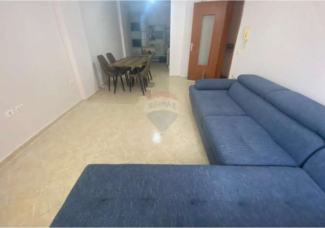 Shtepi me qera 2+1 ne Tirane - 550 Euro