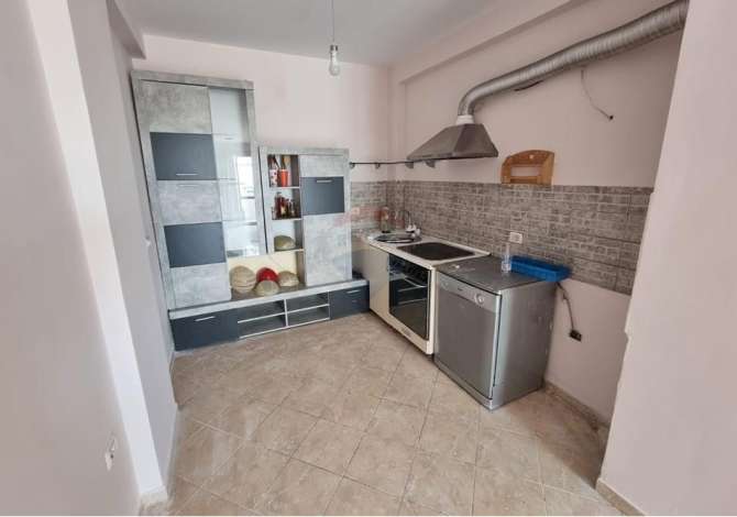 Shtepi me qera 2+1 ne Tirane - 550 Euro