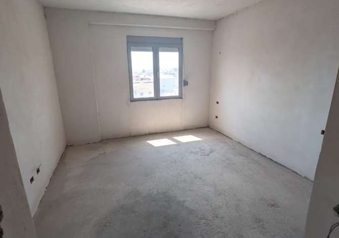 Shtepi ne shitje 2+1 ne Tirane - 105,000 Euro