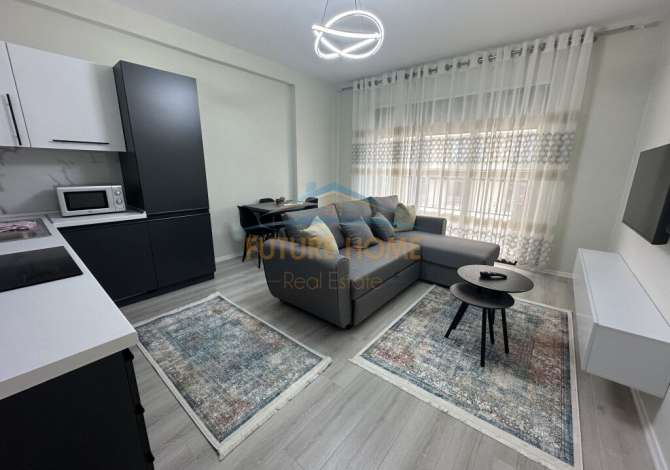 Shtepi me qera 2+1 ne Tirane - 950 Euro