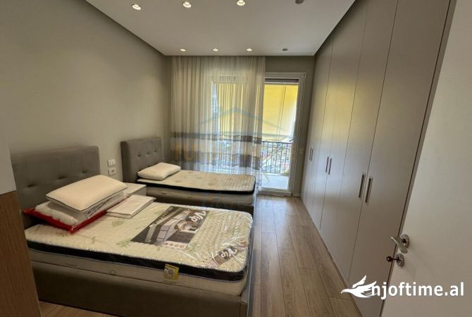 Shtepi me qera 2+1 ne Tirane - 790 Euro