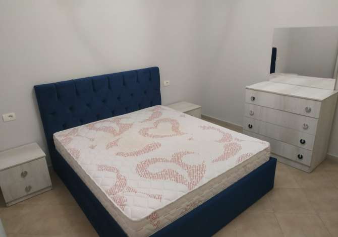 Shtepi me qera 2+1 ne Tirane - 300 Euro