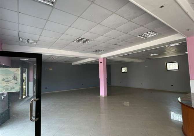 Ambjent biznesi me qera 4+1 ne Tirane - 600 Euro