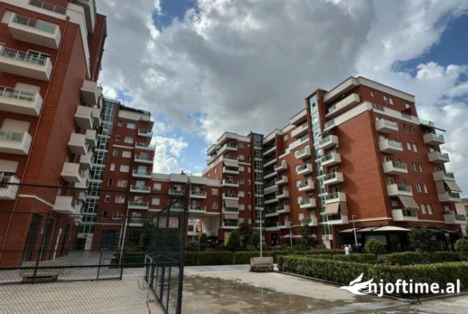 Ambjent biznesi me qera 3+1 ne Tirane - 3,000 Euro