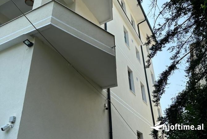 Shtepi me qera 6+1 ne Tirane - 5,000 Euro