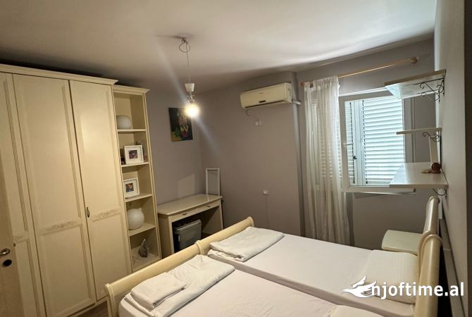 Shtepi me qera 2+1 ne Tirane - 700 Euro