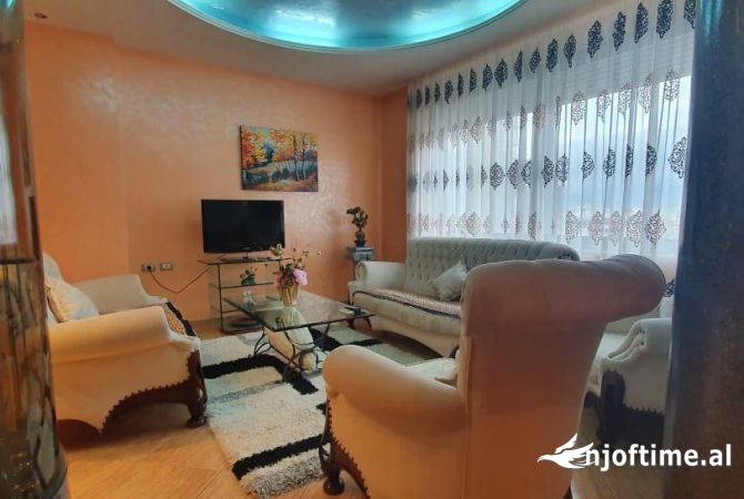 Shtepi me qera 1+1 ne Tirane - 700 Euro