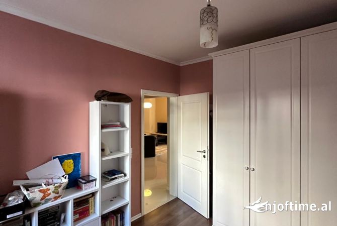 Shtepi me qera 3+1 ne Tirane - 800 Euro