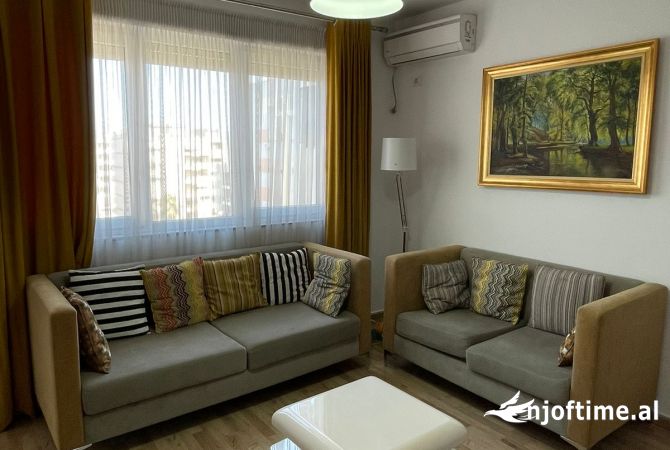 Shtepi me qera 2+1 ne Tirane - 550 Euro