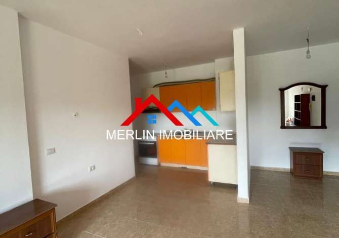 Shtepi me qera 2+1 ne Tirane - 450 Euro