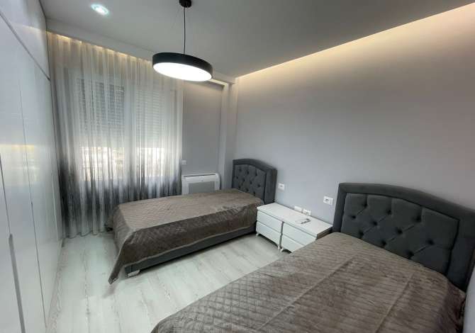 Shtepi me qera 2+1 ne Tirane - 750 Euro