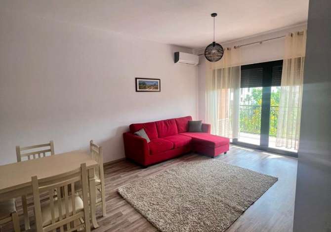 Shtepi me qera 1+1 ne Tirane - 450 Euro