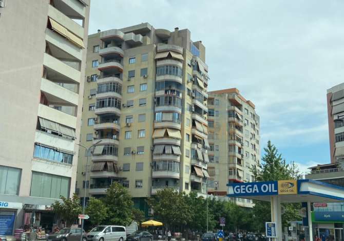 House for Sale 7+1 in Elbasan