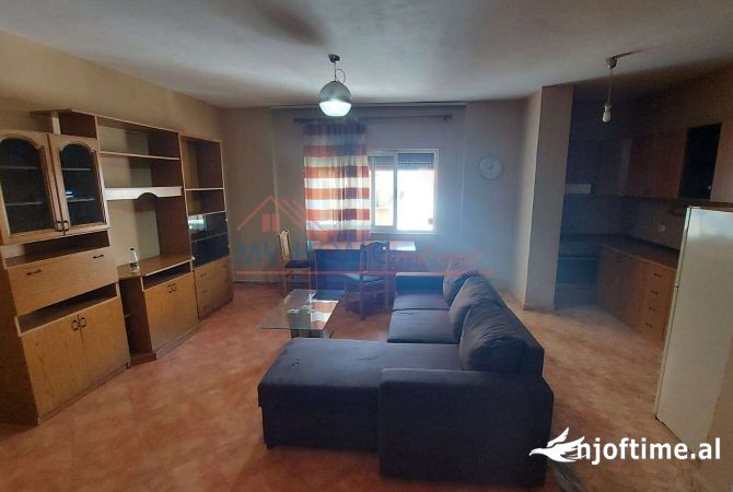 Shtepi ne shitje 1+1 ne Tirane - 150,000 Euro