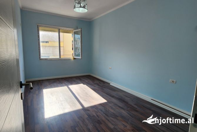 Shtepi ne shitje 1+1 ne Tirane - 79,000 Euro