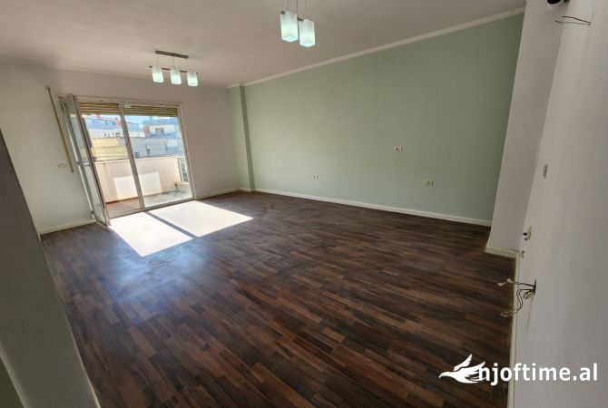 Shtepi ne shitje 1+1 ne Tirane - 79,000 Euro