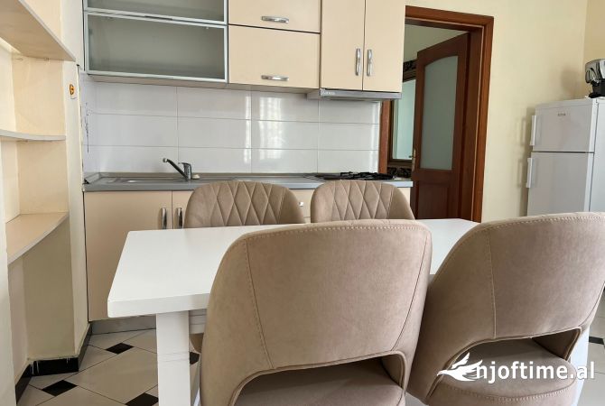 Shtepi me qera 1+1 ne Tirane - 500 Euro