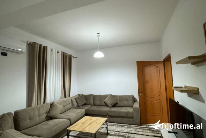 Shtepi me qera 1+1 ne Tirane - 500 Euro