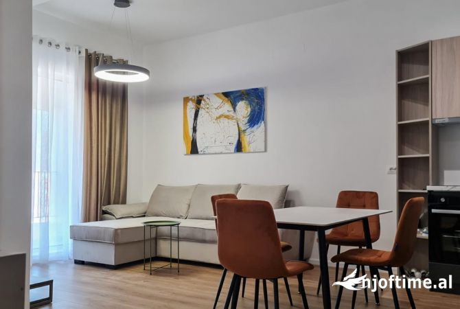 Shtepi me qera 1+1 ne Tirane - 400 Euro