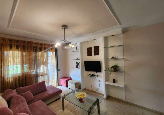 Shtepi me qera 2+1 ne Tirane - 650 Euro