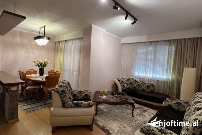 Shtepi me qera 2+1 ne Tirane - 550 Euro