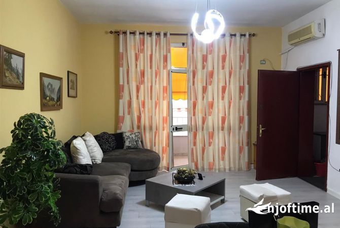 Shtepi me qera 1+1 ne Tirane - 600 Euro