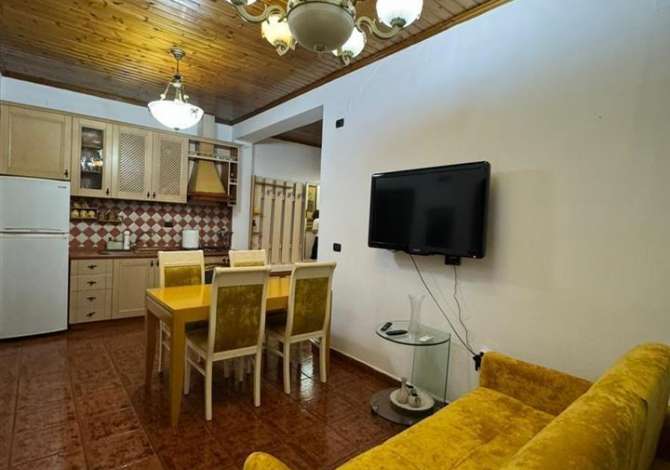 Shtepi me qera 2+1 ne Tirane - 700 Euro