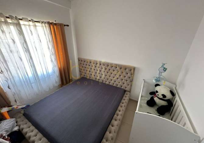 Shtepi me qera 2+1 ne Tirane - 400 Euro