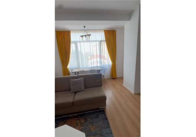 Shtepi me qera 2+1 ne Tirane - 450 Euro