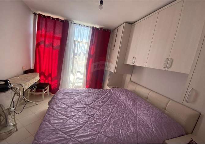 Shtepi me qera 2+1 ne Tirane - 35,000 Leke