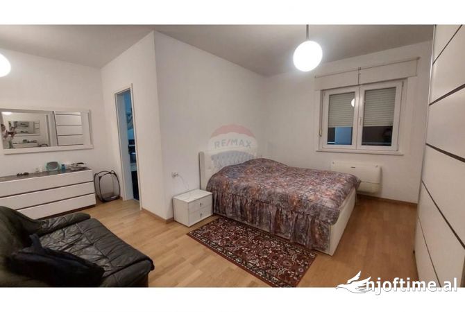 Shtepi me qera 2+1 ne Tirane - 850 Euro