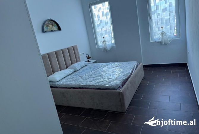 Shtepi me qera 2+1 ne Tirane - 400 Euro