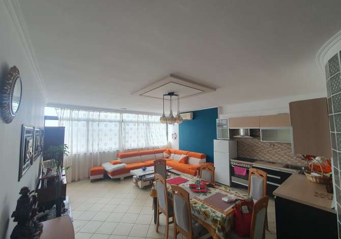 Shtepi me qera 3+1 ne Tirane - 800 Euro