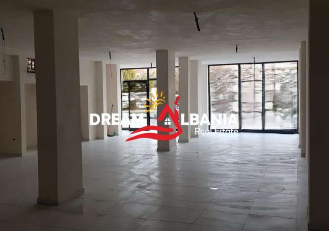 Ambjent biznesi me qera 1+1 ne Tirane - 1,500 Euro