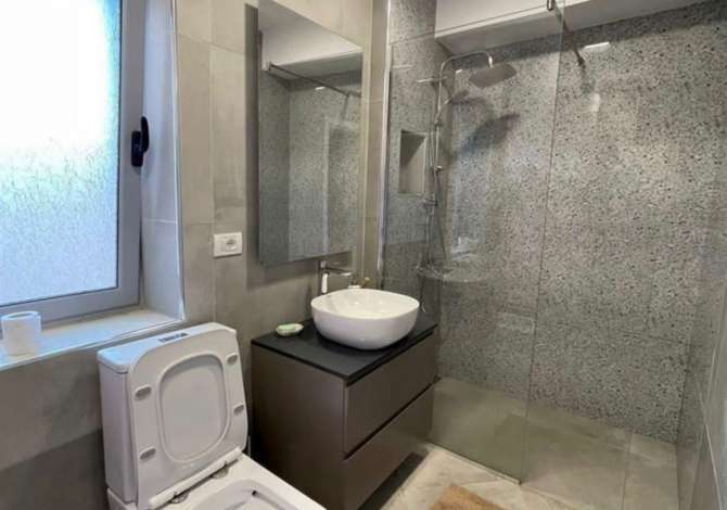 Shtepi ne shitje 2+1 ne Tirane - 130,000 Euro