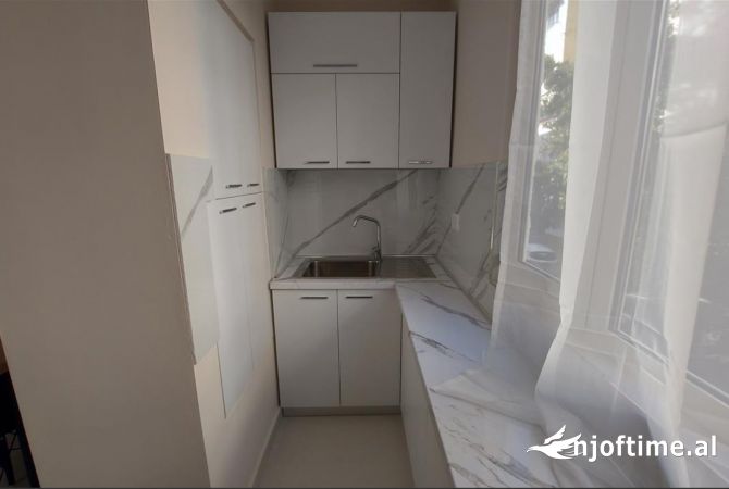 Shtepi me qera 2+1 ne Tirane - 600 Euro