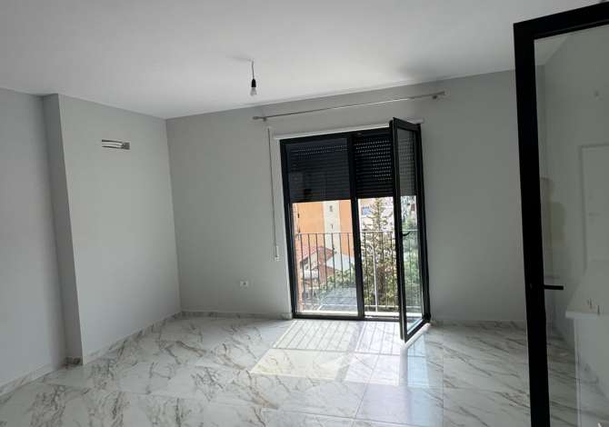 Shtepi me qera 1+1 ne Tirane - 400 Euro