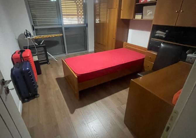 Shtepi me qera 2+1 ne Tirane - 65,000 Leke