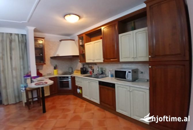 House for Rent 2+1 in Tirana - 800 Euro