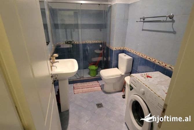 Shtepi ne shitje 1+1 ne Tirane - 75,000 Euro