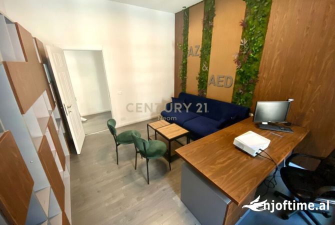 Shtepi me qera 2+1 ne Tirane - 1,000 Euro