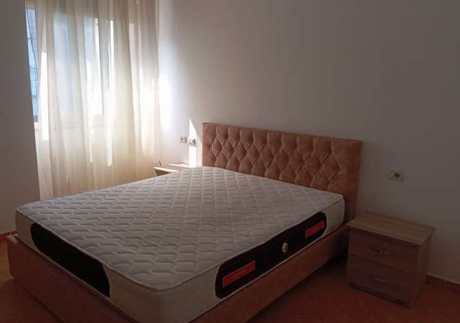 Shtepi me qera 1+1 ne Tirane - 380 Euro