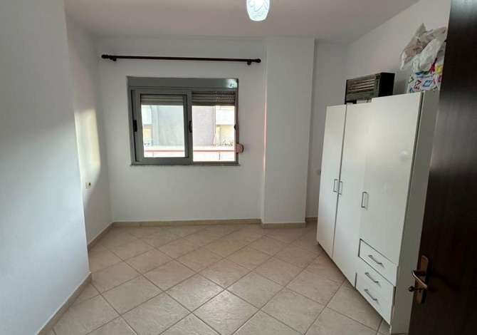 Shtepi me qera 2+1 ne Tirane - 350 Euro