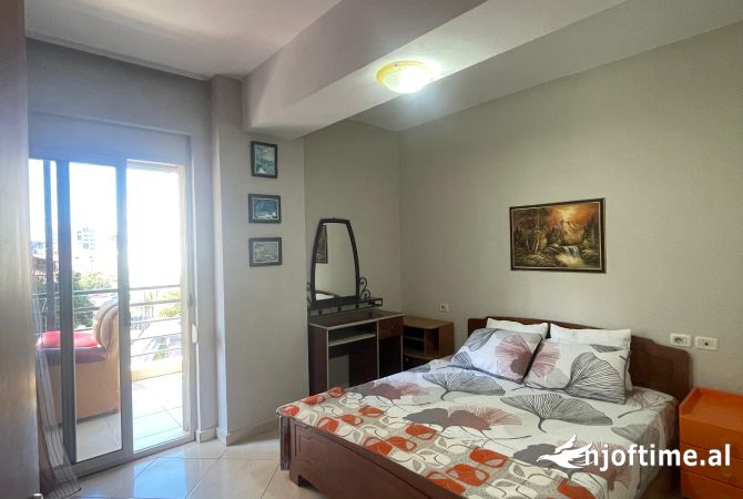 Shtepi me qera 1+1 ne Tirane - 550 Euro