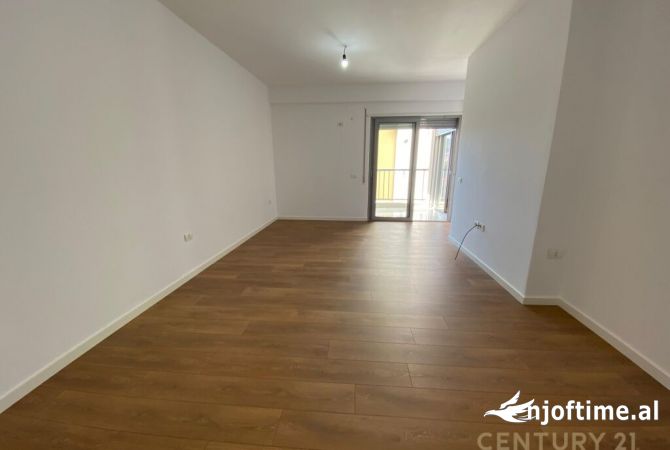 Shtepi ne shitje 1+1 ne Tirane - 155,000 Euro