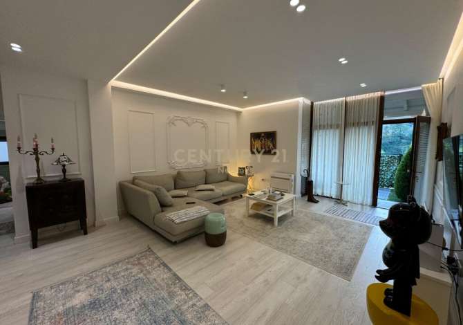 Shtepi me qera 2+1 ne Tirane - 1,300 Euro