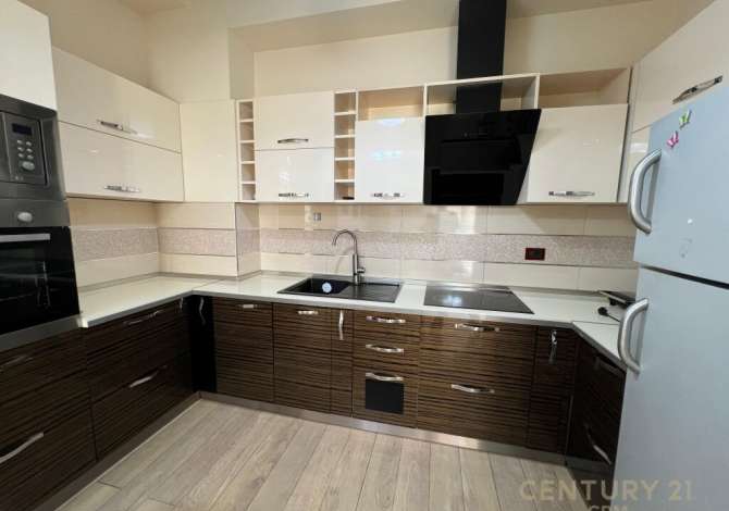 Casa in affitto 2+1 a Tirana - 1,300 Euro