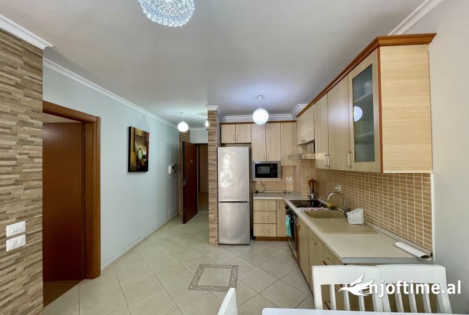 Shtepi me qera 2+1 ne Tirane - 550 Euro